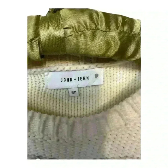 John + Jenn Gray and White Crew Neck Knit Sweater, Small - Picture 5 of 5